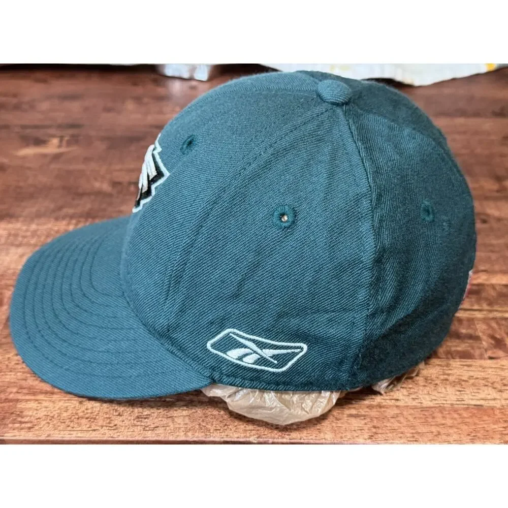 Reebok Philadelphia Eagles NFL Green Fitted Size 7 Hat Cap